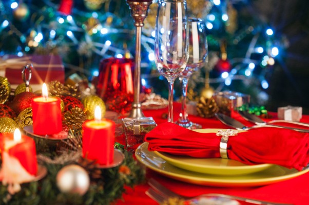 Elegant Christmas table setting Elegant Christmas table setting