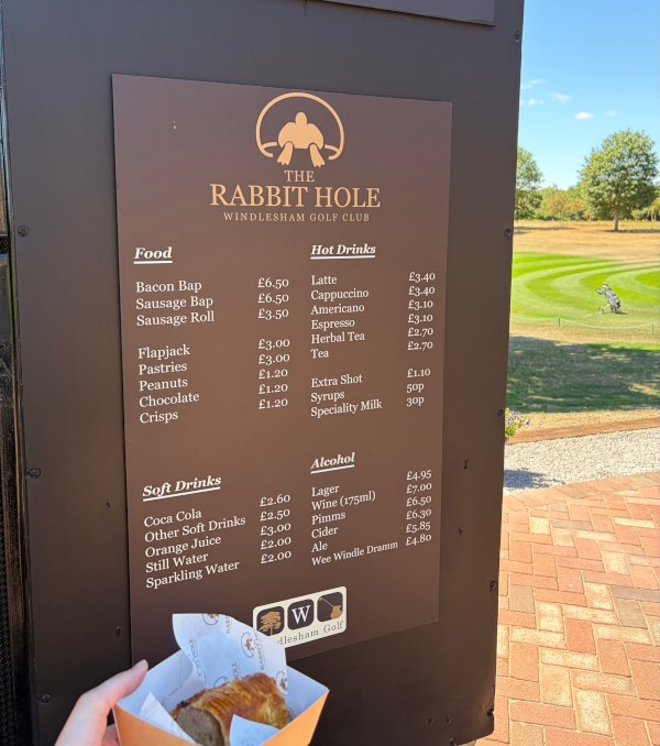 Windlesham-Golf-The-Rabbit-Hole-2